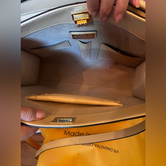 Valentino Milano Bag. Never used. - Picture 3 of 7